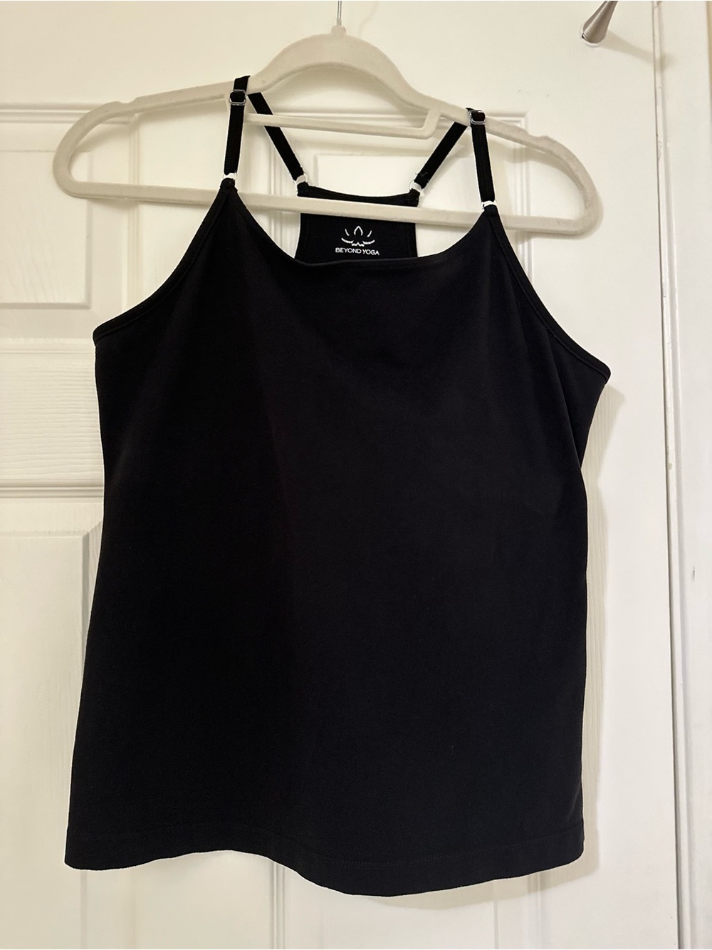 Preloved Beyond Yoga Vintage Lotus Slim Racerback Cami Tank Top Black Large